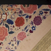 Mantón de Manila bordado con decoración Chinoiserie, s. XX