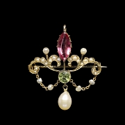 Broche-colgante de oro amarillo con turmalina, peridoto y perlas