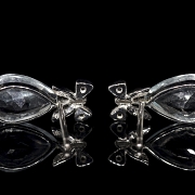 Pendientes de oro blanco de 18k con aguamarinas y diamantes