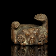 Recipiente para agua “Lingzhi” de madera tallada, dinastía Qing