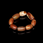 Pulsera de ocho Dzi de ágata, dinastía Liao
