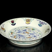 Plato de porcelana esmaltado