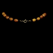 Collar con cuentas de ámbar