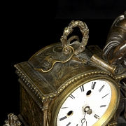Reloj de sobremesa de estilo Imperio 