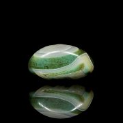 Amuleto de ágata bicolor, dinastía Liao
