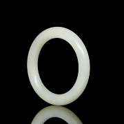 Esclava de jade blanco tallado, dinastía Qing