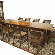 Colonial-style dining room set, 20th century