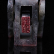Sello triple de jade tallado y articulado, dinastía Qing