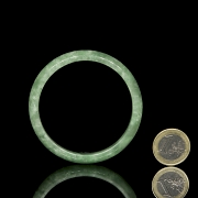 Brazalete de jadeíta tallada, s.XX
