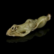 Figura de jade amarillo 