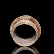 Ornamento de jade tallado, cultura Liangzhu