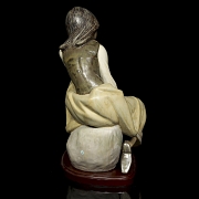 Figura de Lladró “Canterera clásica”