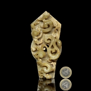 Carved jade plaque “Dragon and phoenix,” Han dynasty
