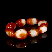 Bracelet with eight Hetian jade beads, Qing dynasty