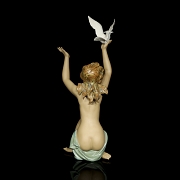 Lladró figurine, ‘Offer of Peace’