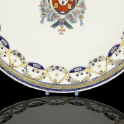 Plato de porcelana