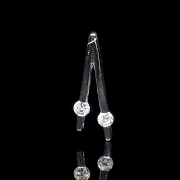 Colgante de oro blanco de 18 k con diamantes