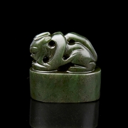 Sello de jade verde espinaca 