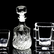 Juego para licor con cubitera y cinco vasos, s.XX