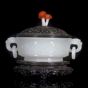 Incensario de jade blanco y sándalo, dinastía Qing