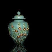 Porcelain jar ‘Plum Blossoms’, 20th century