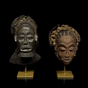 Dos máscaras rituales, pueblos Chokwe/Luena, s.XX