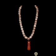 Collar de cuentas de jade