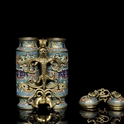 Doble jarrón de bronce dorado con esmalte cloisonné 