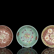 Seis platos de porcelana policromada, s.XX - 1