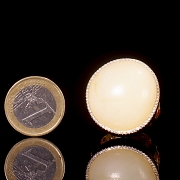 Anillo de plata dorada con jade blanco de Hetian, dinastía Qing