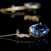 Pendientes en oro amarillo de 18k con topacios y diamantes