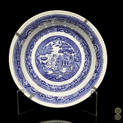 Porcelain dish with blue and white decorations, 20th century - 6