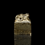 Sello de jade amarillo