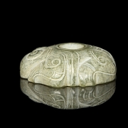 Carved jade figure ‘Frog’, Zhou dynasty - 1
