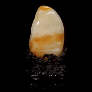 Piedra de jade tallado 