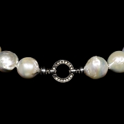 Collar de perlas barrocas australianas