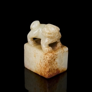 Hetian jade seal ‘Auspicious Beast’, Qing dynasty
