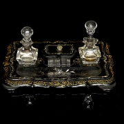 Escribanía victoriana de papier-mâché y nácar, s.XIX