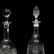 Cuatro licoreras en cristal tallado, s.XX