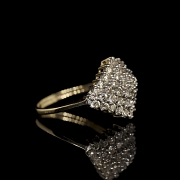 Anillo de oro amarillo con diamantes