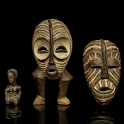 Tres tallas de madera tradicionales del arte tribal africano, s.XX