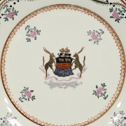 Plato de porcelana
