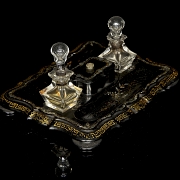 Escribanía victoriana de papier-mâché y nácar, s.XIX