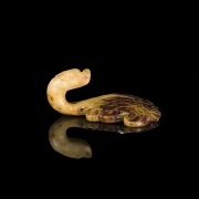 Colgante de jade tallado 