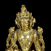 Figura de bronce dorado 