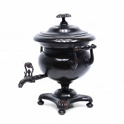 Samovar de latón patinado, S.XX