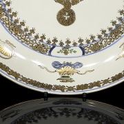 Plato de porcelana