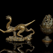 Dos piezas de bronce, Asia, s.XX