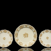 Tres platos de cerámica de Moustiers, s.XIX - 6