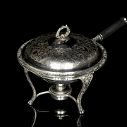 Calentador de metal plateado, s.XX